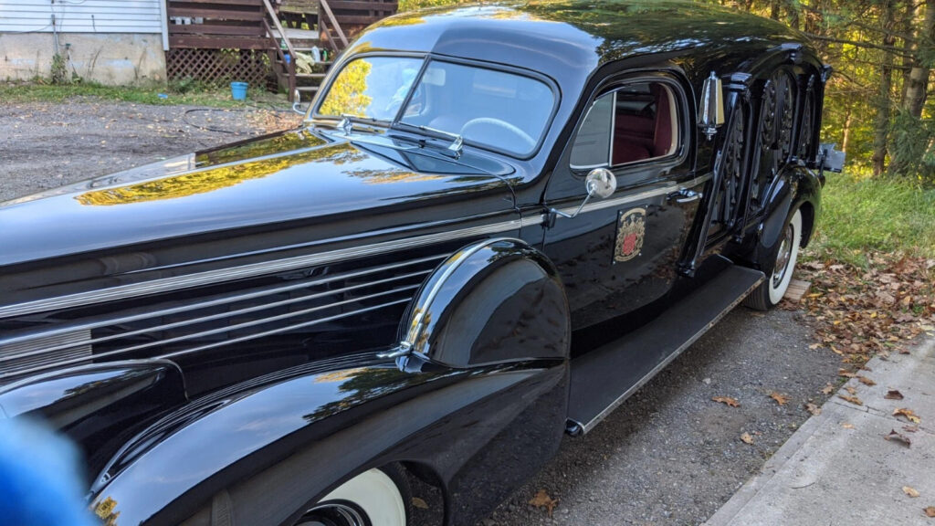 1938 Cadillac Lasalle S + Carved – Sided Hearse