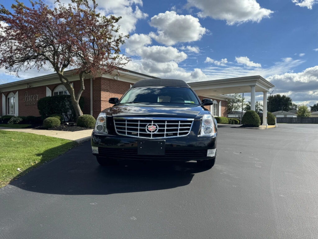 2011 Cadillac DTS Hearse Limo Limousine