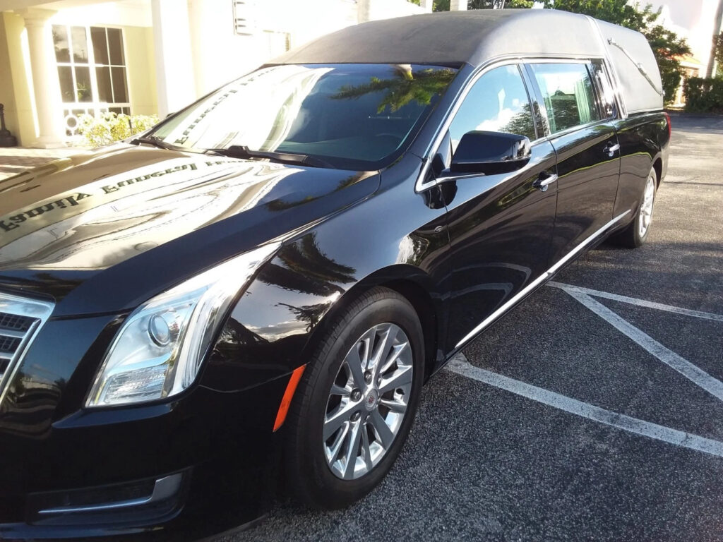 2014 Cadillac Federal Eagle XTS Hearse**like New**one Owner**low 29,000 Miles