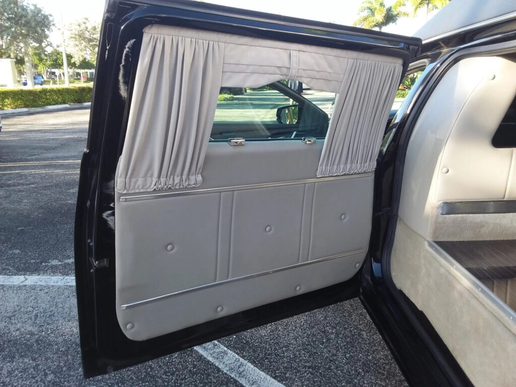 2014 Cadillac Federal Eagle XTS Hearse**like New**one Owner**low 29,000 Miles