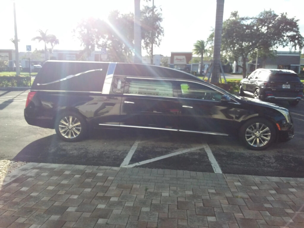 2014 Cadillac Federal Eagle XTS Hearse**like New**one Owner**low 29,000 Miles