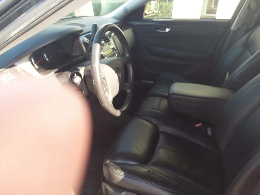 2010 Cadillac Superior Hearse**very Clean**60,ooo Miles**one Corporate Owner