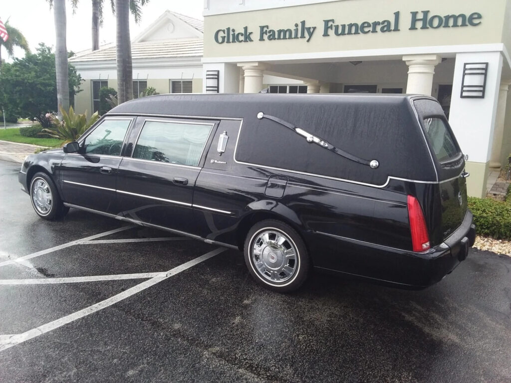 2011 Cadillac Masterpiece Hearse**mint Condition**low Miles**one Owner