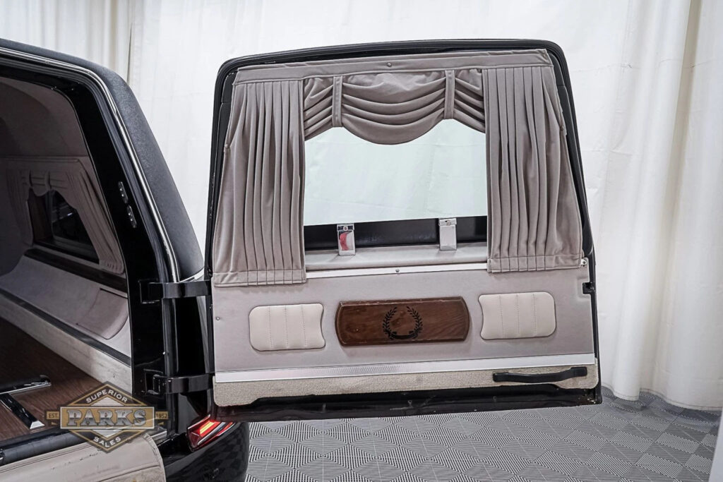 2011 S&S Cadillac DTS Masterpiece Hearse w/ Wolfe Conversion 2019 XTS Update