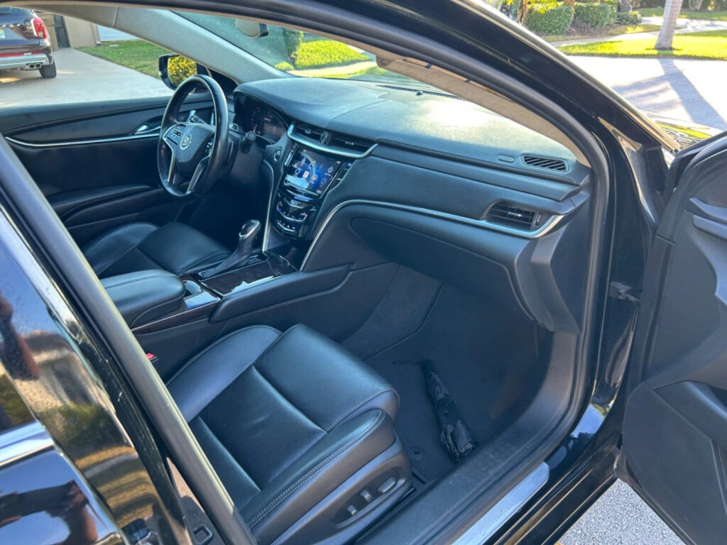 2014 Cadillac XTS Hearse Heritage by Federal